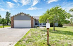 8629 Eagles Landing Circle, Manhattan, KS 66502