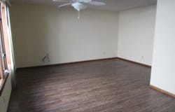 1801 E 24th Ave, Hutchinson, KS 67502