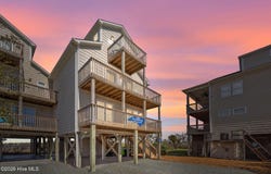 113 Anchor Drive, Surf City, NC 28445