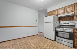 548 Continental Drive, Salem, OH 44460
