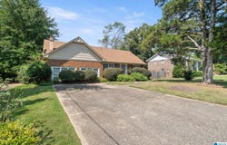 300 LEACH DRIVE, BIRMINGHAM, AL 35213