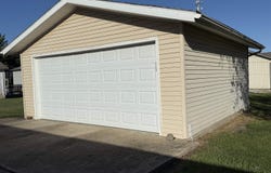307 N 15TH Avenue, Canton, IL 61520
