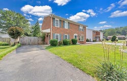 1312 Parksdale Manor DR, Salem, VA 24153