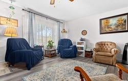 317 N HIGHLAND Street, Creve Coeur, IL 61610