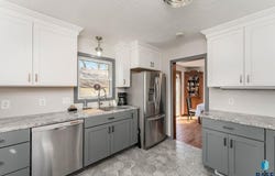 409 Boxelder St, Valley Springs, SD 57068