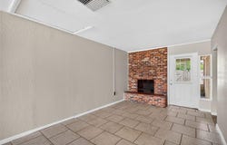 708 N SAINT CLAIR ABRAMS Avenue, TAVARES, FL 32778