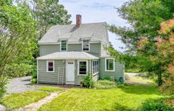 69 W Meadow Road, Rockland, ME 04841