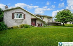2057 Grove Street, South Whitehall Twp, PA 18104