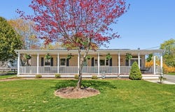 6 Haverstock Rd, Franklin, MA 02038