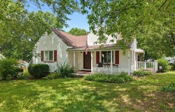 2755 Springfield Lake Drive, Akron, OH 44312