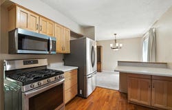 1958 6th Street N, North Saint Paul, MN 55109