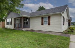 5364 Cloverdale Lane, Battlefield, MO 65619
