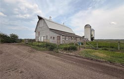 78994 160th Street, Sacred Heart, MN 56285