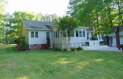 10249 State Route 903, Bracey, VA 23919