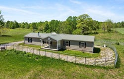 1301  Tennessee Ridge Rd., Liberty, KY 42539