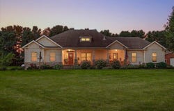 952 S 2nd Street, Kalamazoo, MI 49009