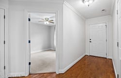 5815 Shepherd Crossing Dr, Louisville, KY 40219