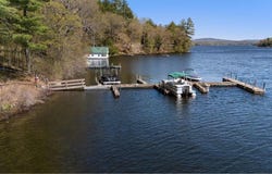 1024 Lake Avenue, Sunapee, NH 03782