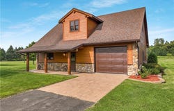 427 W 8th Avenue, Stanley, WI 54768