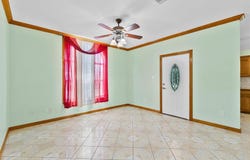 908 E Belknap Street, Ennis, TX 75119