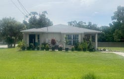 803 E SHELL POINT ROAD, RUSKIN, FL 33570