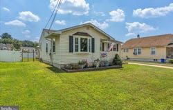550 LINCOLN AVENUE, BELLMAWR, NJ 08031