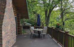 2112 St Hwy 9 Highway, Decorah, IA 52101