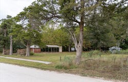 11 W Dade 22, Arcola, MO 65603