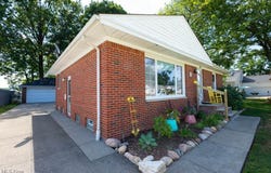 685 E 300th Street, Willowick, OH 44095