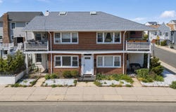725 E Broadway, Long Beach, NY 11561
