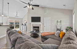 207 Daniel Morris Point, Clinton, TN 37716