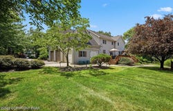 13 Jonathans Way, Henryville, PA 18332