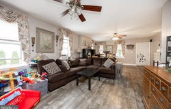 915 SPRING MILL AVENUE, CONSHOHOCKEN, PA 19428