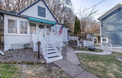 512 Dewey, GALENA, IL 61036