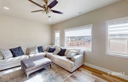 1015 E Canyon Dr, Big Water, UT 84741
