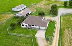 4421 NW 94th Road, Topeka, KS 66618