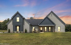 10220 Green River Road, Lake Cormorant, MS 38641