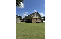 1327 N Jackson Ave, Russellville, AL 35653