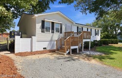 17 Old Fort Shores Road, Chocowinity, NC 27817