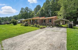 1710 East Shawnee Avenue, Big Stone Gap, VA 24219