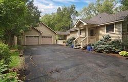 1036 Charles Avenue, Gurnee, IL 60031