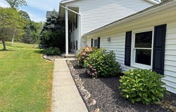 210 Shady Oak Drive, Johnstown, PA 15905