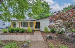 3221 Columbia Road, Westlake, OH 44145