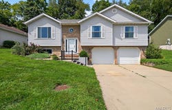 29 Windermere Drive, Glen Carbon, IL 62034