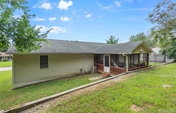 1129 Cypress Court, Cape Girardeau, MO 63701