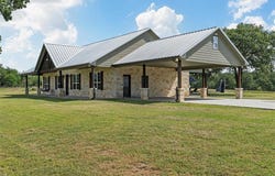 438 S Pleasant Hill Road, Axtell, TX 76624