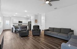 608 Magnum Force Dr, Jarrell, TX 76537