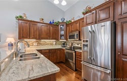 602 Waterford Circle, Eldon, MO 65026
