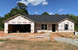 183 Russell Woods Drive, Mount Airy, GA 30563