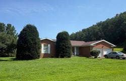 515 Jasper Lane, Paintsville, KY 41240